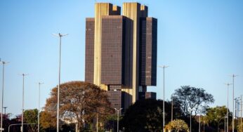 Banco Central avalia hoje compra do Master pelo BRB em meio a questionamentos