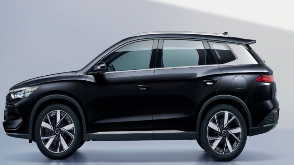 BYD Song Pro 2026 estreia com preços mais baixos e pacote Adas avançado