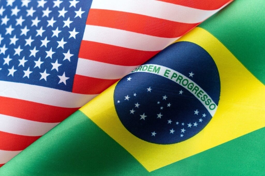 Detenção violenta de brasileira trans nos EUA gera revolta e debate