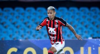 Golaço de Erick dá vantagem ao Vitória contra Atlético-MG pelo Brasileirão