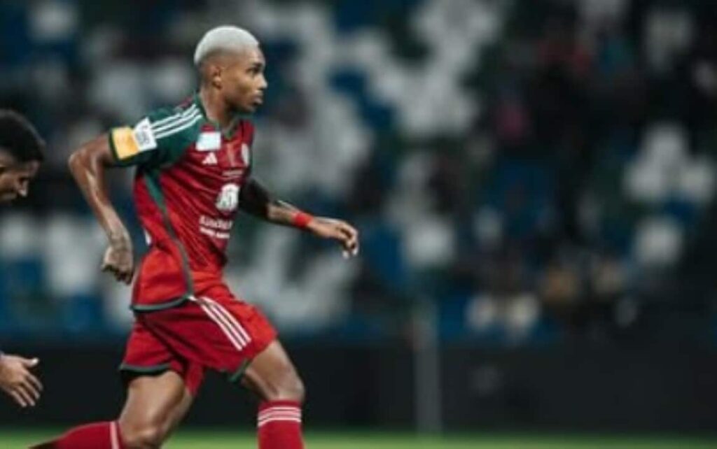 Novo reforço: Vitinho assina com Corinthians até 2026 para suprir desfalques