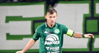 VAR confirma gol de Walter Clar, e Chapecoense abre o placar contra o Paysandu no Brasileirão