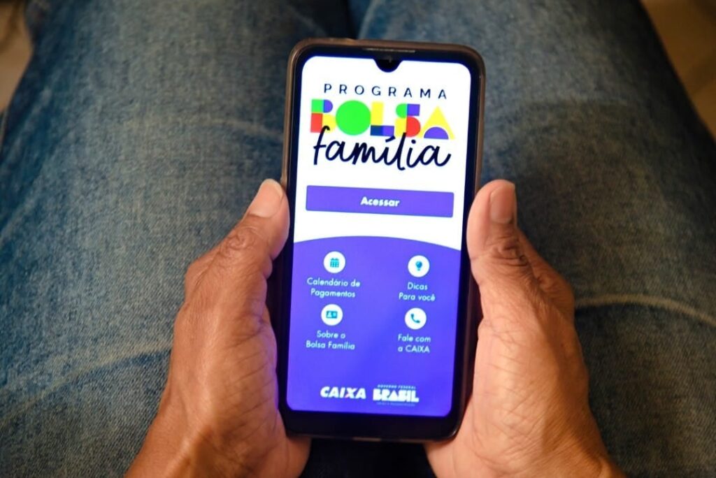 Bolsa Família antecipado em agosto beneficia cidades em emergência