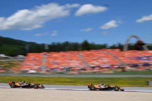 F1: Equipe Haas Participa de Desafio e George Russell Marca 100 Corridas pela Mercedes