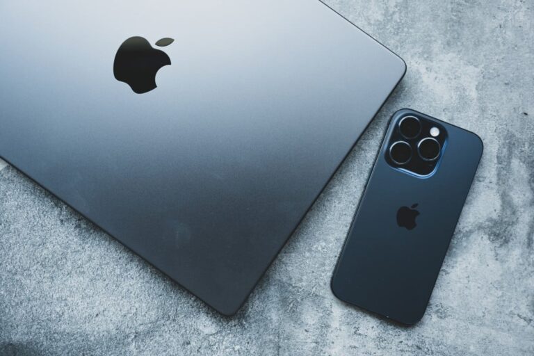 Apple Surpreende Cliente com Upgrade Inesperado para MacBook Pro M5 Max após Falha Irreparável
