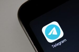 Telegram se firma como alternativa essencial para comunicação em massa durante instabilidades do Twitter (X)