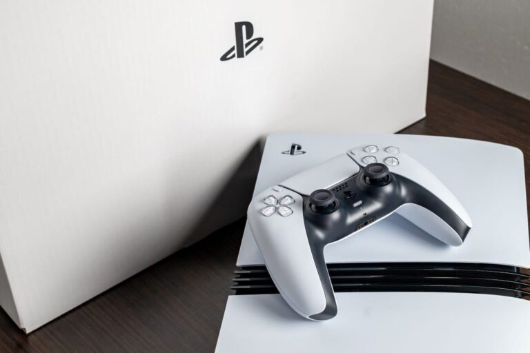 Sony encerra promoções do PlayStation 5 e projeta PS6 para 2028-2029 devido a custos de chips