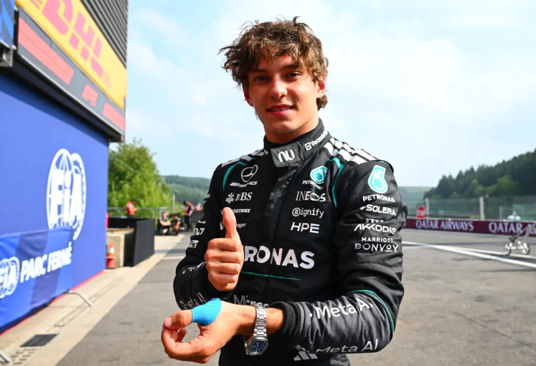 Kimi Antonelli conquista pole no GP da Bélgica em desempenho de recuperação