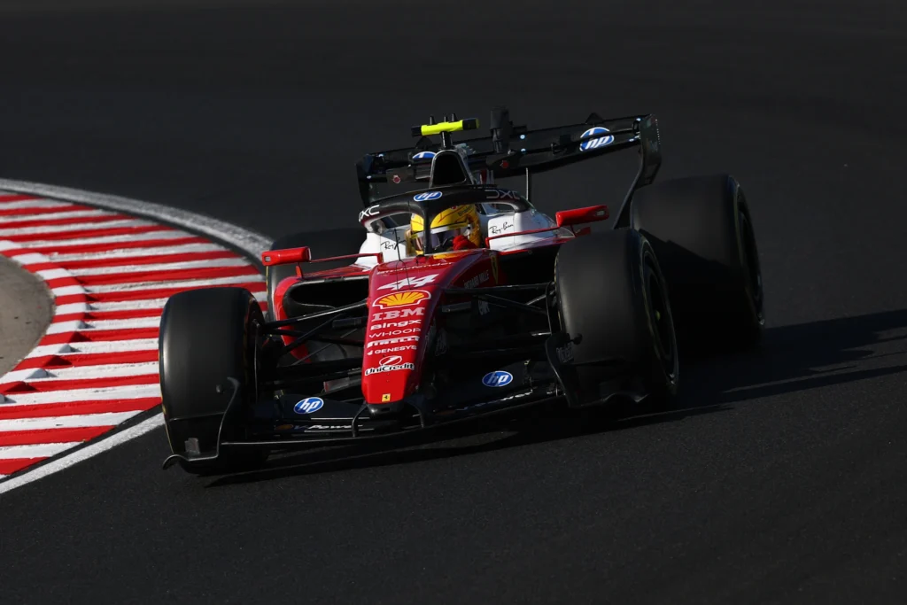 Hamilton domina treino livre 2 na Hungria e supera Leclerc no Circuito de Hungaroring