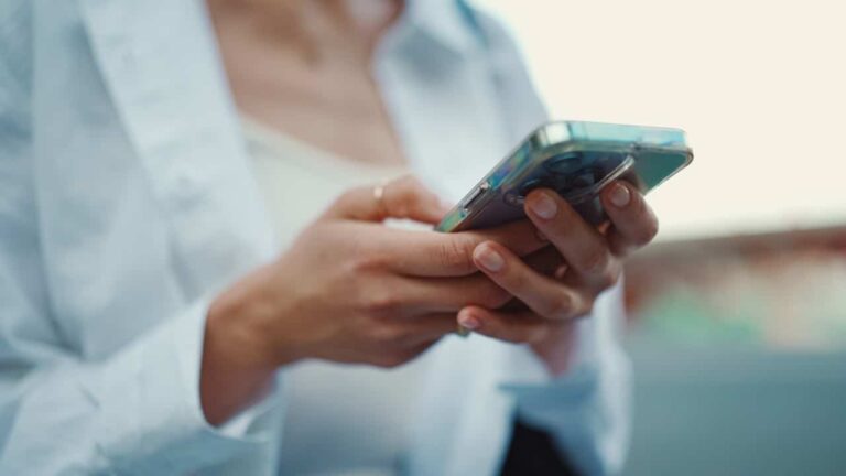 Defenda seus dados: estratégias essenciais contra fraudes financeiras após furto de celular