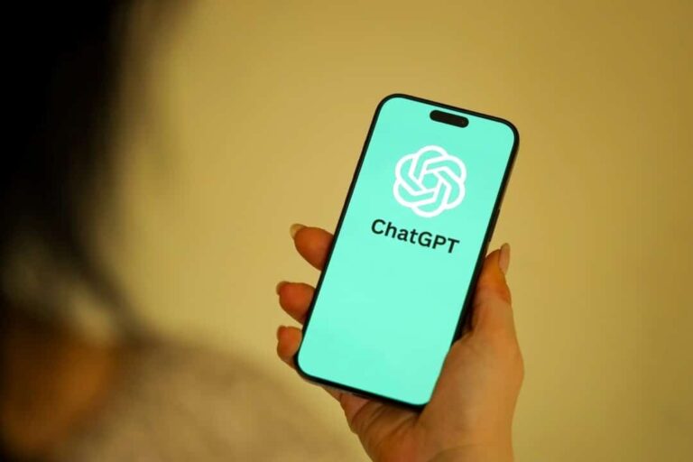OpenAI intensifica rivalidade com Anthropic ao lançar GPT-5.6 e plataforma ChatGPT Work