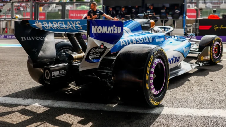 Kimi Antonelli impõe domínio em Spa e intensifica debate sobre estratégia de pneus na Fórmula 1