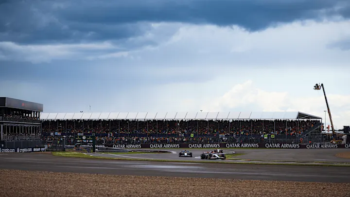 Max Verstappen detalha problema crônico no carro após batida em Silverstone