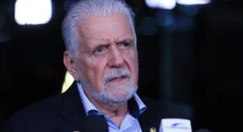 Polícia Federal convoca Jaques Wagner para depor em inquérito bilionário sobre fraudes com Banco Master