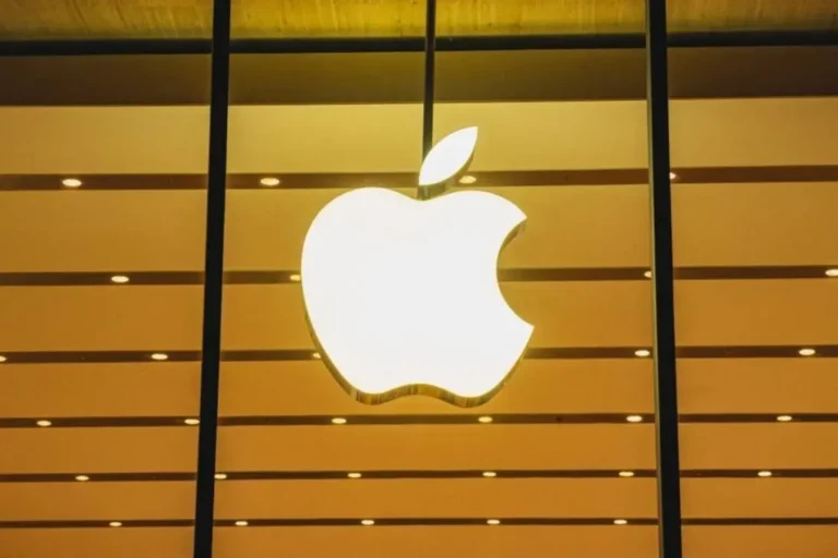 Apple logo, iphone