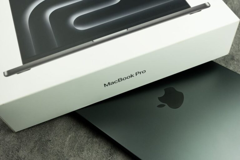 Apple declara iPhone X obsoleto e encerra suporte oficial de hardware após sete anos