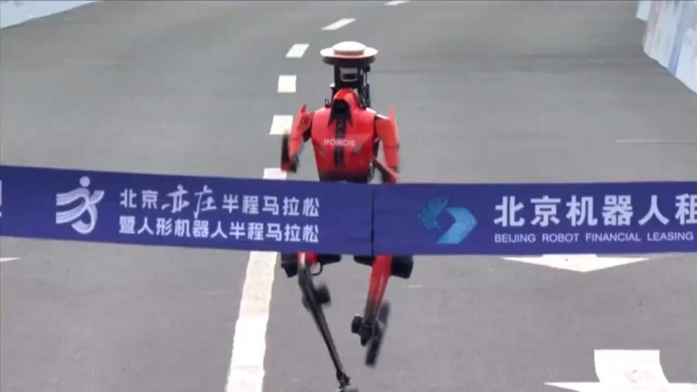 Robô Honor Lightning da China supera Usain Bolt nos 100m e estabelece marca em meia maratona