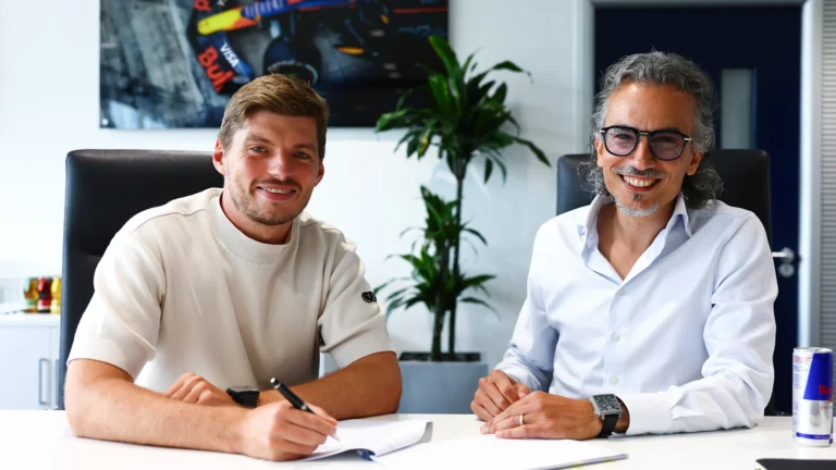 Max Verstappen prorroga contrato com a Red Bull até 2030, encerrando especulações sobre futuro na F1