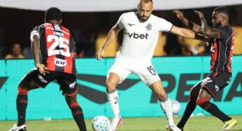 Arthur Cabral é expulso em estreia da nova Lei Vini Jr. no Campeonato Brasileiro