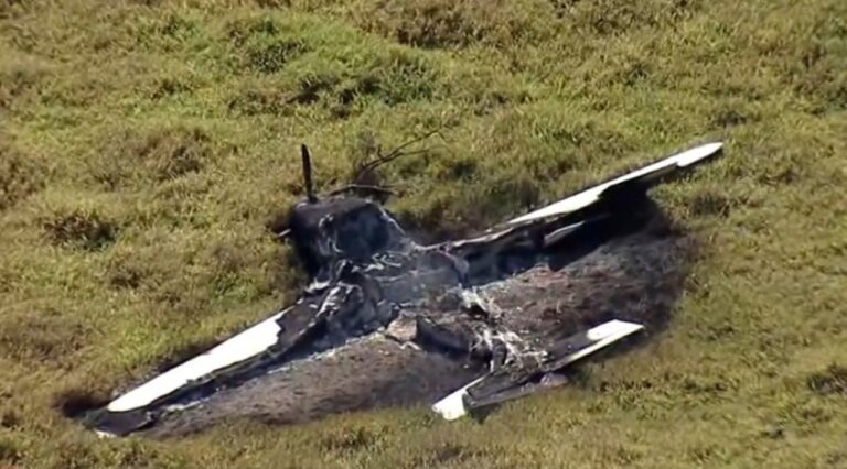 avião de pequeno porte caindo na Grande BH