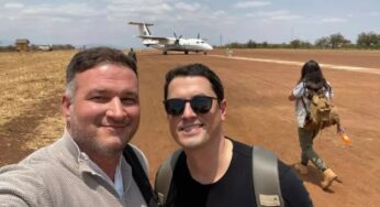 Criminosos exploram tragédia aérea para roubar mansão na Flórida, subtraindo arte de R$ 2,6 milhões e carros de luxo