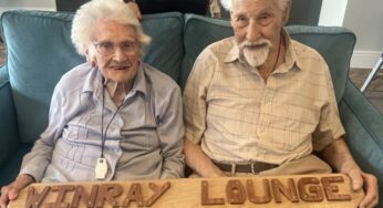 Casal britânico de mais de 100 anos celebra 80 anos de união em rara Bodas de Carvalho