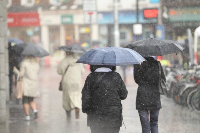Forte Instabilidade Traz Temporais ao Sul e Chuva Avança para o Sudeste no Fim de Semana