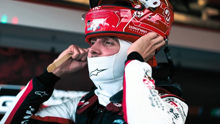 Kimi Antonelli adota cautela sobre título da F1 apesar de domínio em Baku