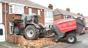 Condenado na Inglaterra: Homem usa trator roubado para demolir casa de rival em ato de vingança