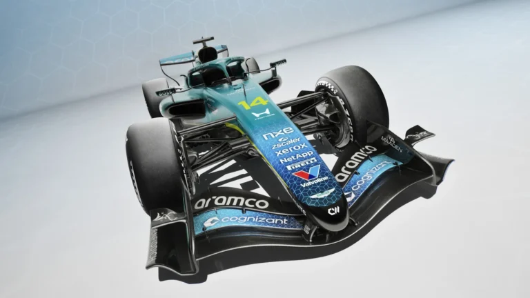 Aston Martin exibe pintura exclusiva no GP dos EUA para celebrar cinco anos de parceria com a Cognizant