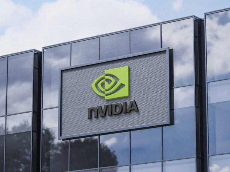 Nvidia Alcança Valorização Recorde e Se Aproxima da Marca Inédita de US$ 6 Trilhões
