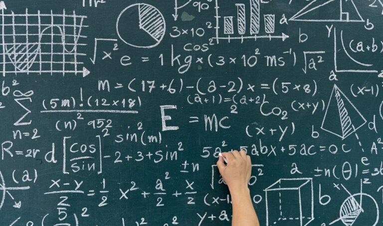 OpenAI anuncia soluções para centenas de problemas matemáticos e gera preocupações sobre equidade acadêmica